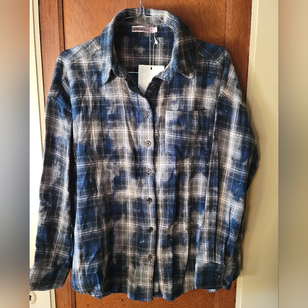 NWT ASOS | Skylar Rose Flannel in Blue Distressed Check (XS)